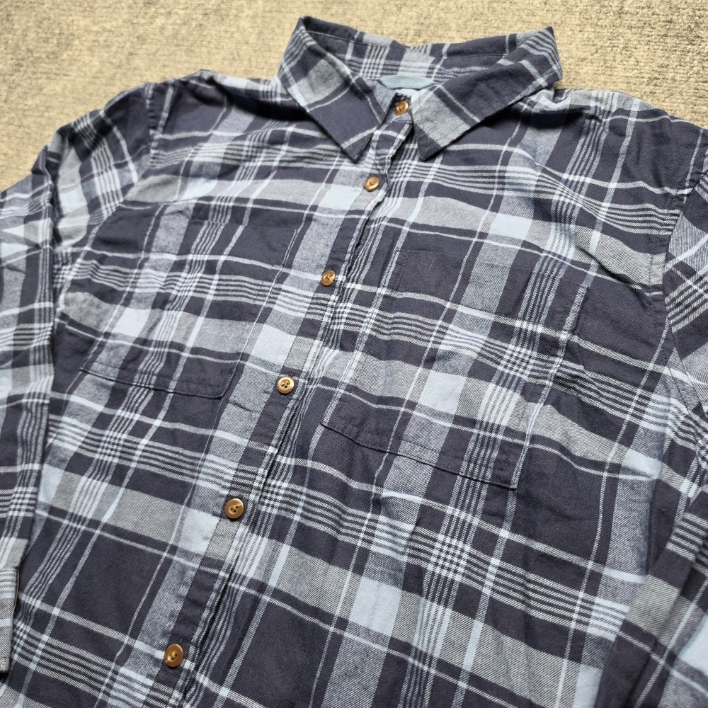 LL Bean Plaid‎ Flannel Shirt Womens Medium Petite M Blue Gray Cotton Button Up
